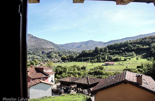 Villamorey Cottage | Casa Rural con Vistas a la Montaña en Asturias, Parque de Redes