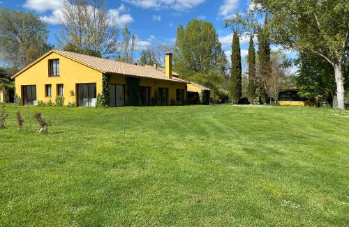 Aunon House | Casa Rural en el Pantano de Bolarque primera linea del lago