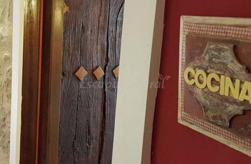 San Asensio Cottage | Casa Rural Los Carros, house with courtyard for 8 people