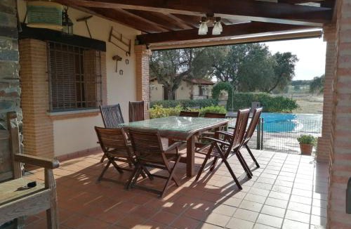 Torrecillas de la Tiesa Villa | Casa rural Suerte de los Mozos