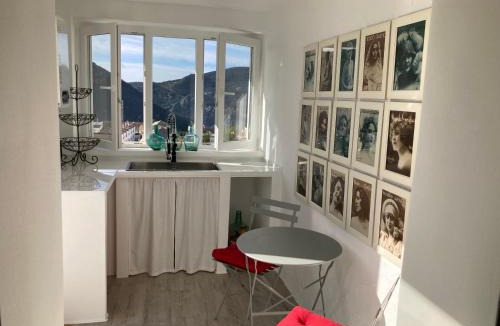 Tozar House | Casa Tranquila