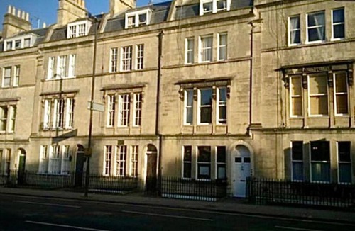 Bath House | Central Bath, 4-Poster Georgian Suite with large private Drawing Room.