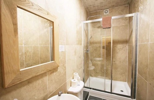 Cheltenham Hotel | Central Studios Gloucester Place
