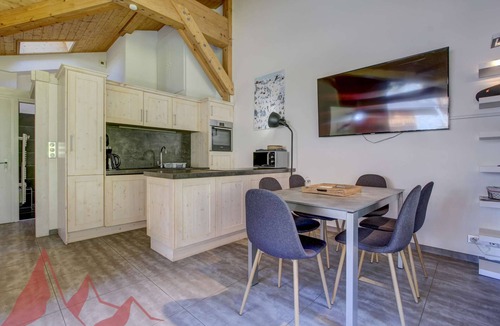 Morzine Apartment | Cesaries A4 - Beautiful 2 bedrooms down the Pleney