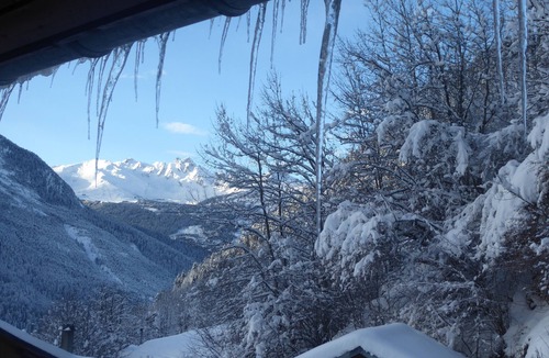 Champagny-en-Vanoise Ski Chalet | Chalet in Champagny-en-Vanoise - Ski in Paradiski - Hike in Vanoise