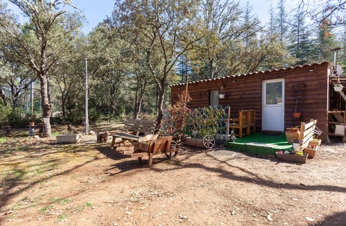 Peyrolles-en-Provence Ski Chalet | Chalet 'Les Collins Du Sud' with Mountain View, Private Terrace and Wi-Fi
