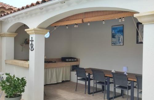 Saint-Bonnet-du-Gard Bed & Breakfast | Chambre studio