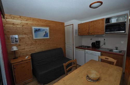 Chamrousse Apartment | Chamrousse 1700 face au Taillefer - T4 pour 6 personnes