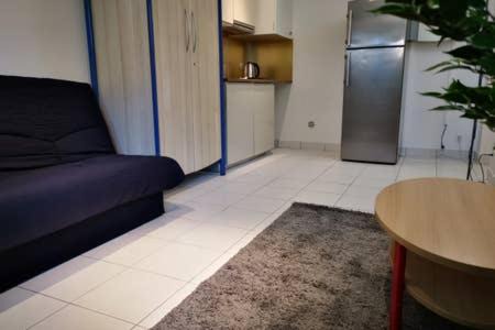 Ris Orangis Apartment | Charmant Studio meublé 30 min Paris, 5 min Evry, proche Aéroport Orly