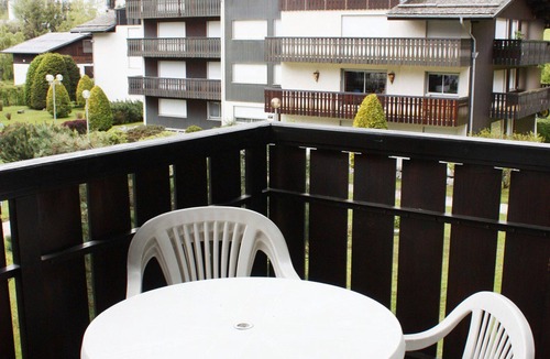 Chamonix City Centre Apartment | Charming apartment in Chamonix with balcony, pets allowed, parking