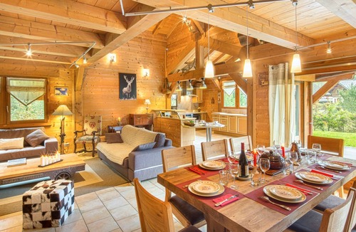 Abondance Ski Chalet | Charming chalet for 9 people, direct access to the slopes