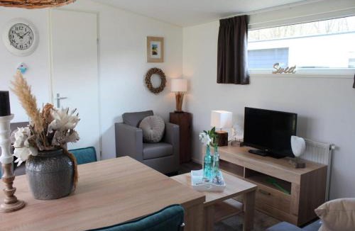 West-Graftdijk Ski Chalet | Charming Chalet in De Rijp