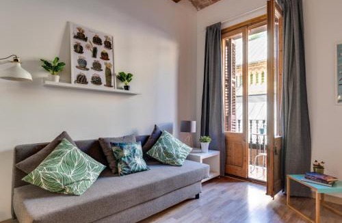 Sants Apartment | Charming & Convenient Apartment Near Plaza Espanya