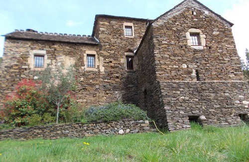 Beaumont House | Charming house with swimming pool south Ardèche 4 bedrooms