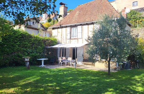 Gramat House | CHARMING LITTLE HOUSE IN LOT IN STONE AND STUD