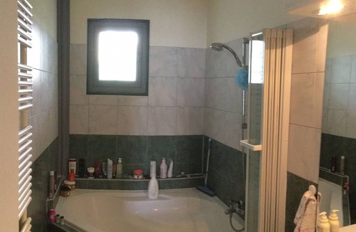 Alpes-Romans Apartment | Charming T4 in a quiet location near the town center, ideal for long stays