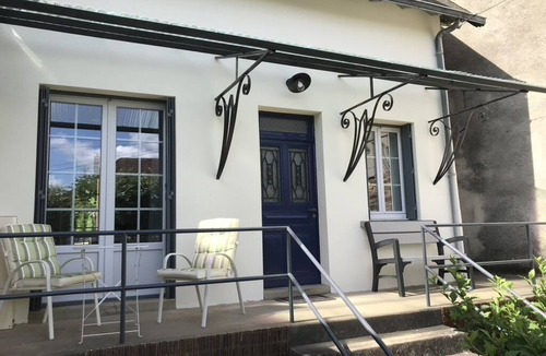 Jumilhac-le-Grand House | Charming village house at the foot of a fairytale castle