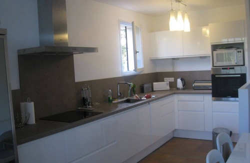 Aubagne House | Charming Villa - With a pool and stunning view