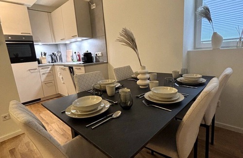Bahnhofsviertel Apartment | City Apartment am Fluss