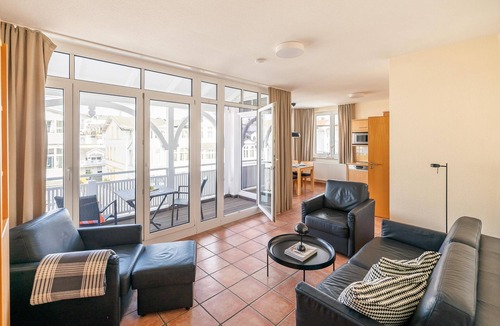 Binz Apartment | Close to the beach-2 room apartment with balcony-center of Binz-Villa Hildegard-App.6