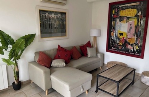 Garrigues Apartment | Comfort and authenticity 2 minutes from downtown