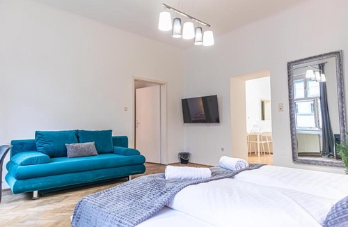 Neulerchenfeld Apartment | Comfortable 2BR Stay , Steps from Stadthalle