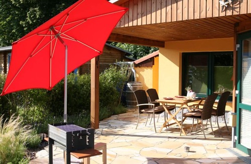 Neukalen House | Comfortable holiday home in McPom Peene Kummerower See