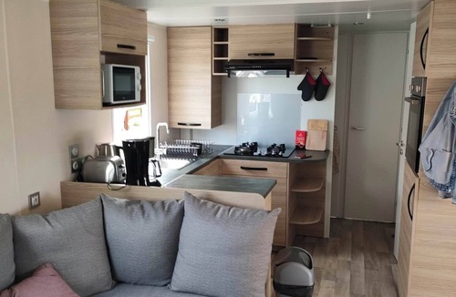 Lattes House | Comfortable mobile-home rental in a 4* campsite, Le lac des rêves.
