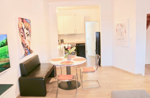 Region Hannover District Apartment | Comfortable mod. Apartment on two floors (95m2), in Steinhude, WLAN