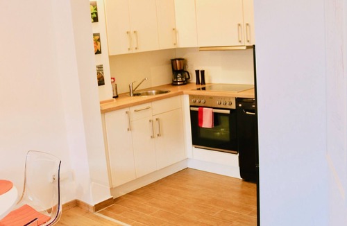 Region Hannover District Apartment | Comfortable mod. Apartment on two floors (95m2), in Steinhude, WLAN