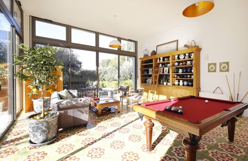 Rognes House | Contemporary Bastide near Aix en Provence & and the Luberon