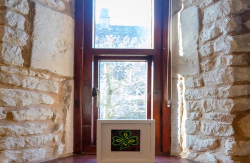 Cheltenham House | Converted 17th century barn with garden parking - Pass the Keys