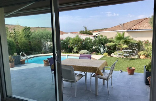 Cournonsec House | Coquette Maison Avec Piscine à 20 min de la mer