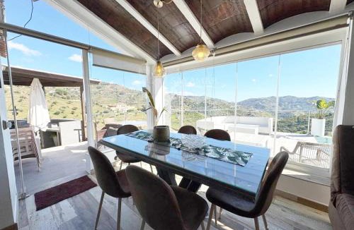 Sayalonga House | Cortijo Los Matías