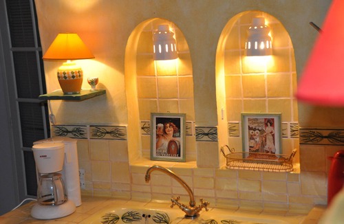 Saint-Cyprien Plage House | Cosy air-conditioned vacation home by the sea, free bikes