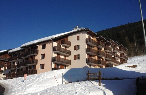 Lelex Apartment | Cosy apartment at the foot of the slopes and in the heart of Lélex