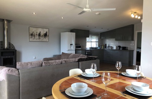 Bury St Edmunds Cabin | Cosy retreat on Kings Forest - Nightingale Lodge, sleeps 4.