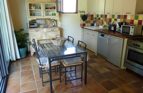 Eygalieres House | Cottage with Private Pool, Hot Tub and Peaceful Garden