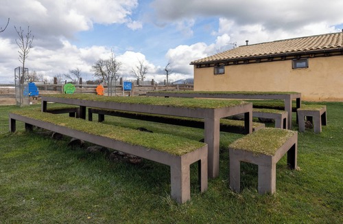 Santo Tome del Puerto House | Country House 'Cabra' with Mountain View, Private Garden and Wi-Fi