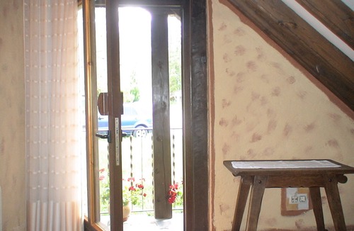 Rozas House | Country House 'Cuarto De La Oracion' with Mountain Views, Private Garden and Wi-Fi