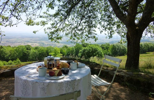 Cherier Cottage | Couples and family friendly, Mountain & vineyards, Arboretum, Heart of Nature