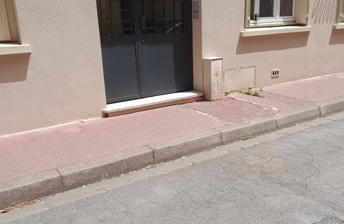 Lemasson Apartment | Cozy 1-bedroom 23 m2 apartment in delightful Montpellier with WiFi