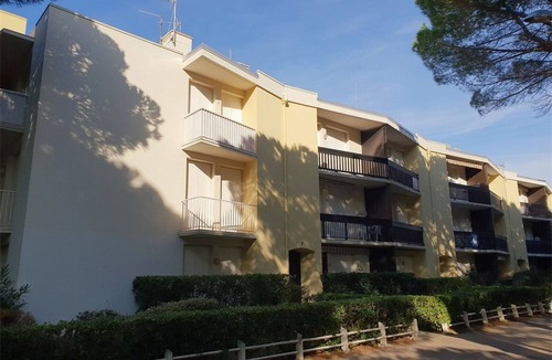 Argeles Plage Apartment | Cozy 2-Room Apartment, Balcony & 50m to Beach, Argelès-sur-Mer, Sleeps 4