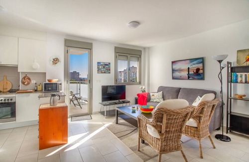 Muchamiel Apartment | Cozy apartment in El Campello with WiFi
