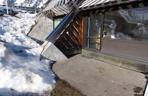 Piau Engaly Apartment | Cozy Studio Cabine for 6 with Balcony, South-Facing, Ski Locker - Piau-Engaly