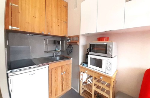 Cadeilhan-Trachere Apartment | Cozy studio for 4 with balcony in Pla d'Adet