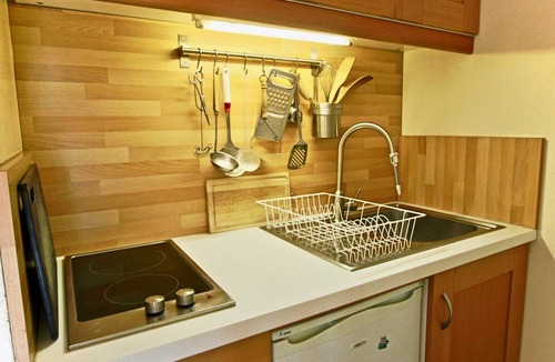 Chamrousse Apartment | Cozy Studio for 4, Well-Equipped, Ski-in/Ski-out Location