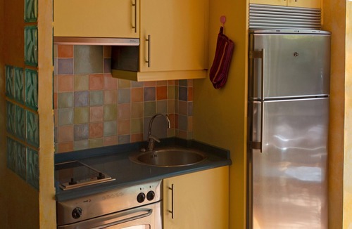 Nueva Espana Apartment | Cozy Studio in the Center of Madrid