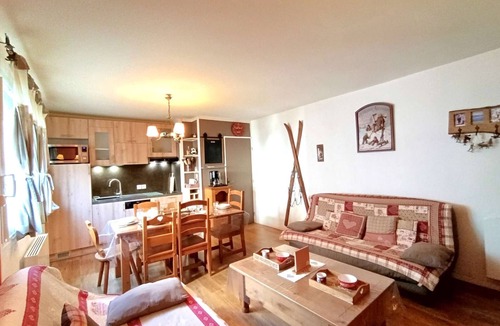 Pla d'Adet Apartment | Cozy T2 for 6 with WIFI and parking at Pla d'Adet