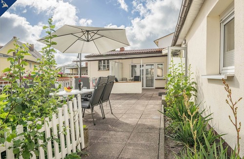 Ahlbeck Apartment | Cozy vacation apartment in Ahlbeck with terrace, 500 m to the beach